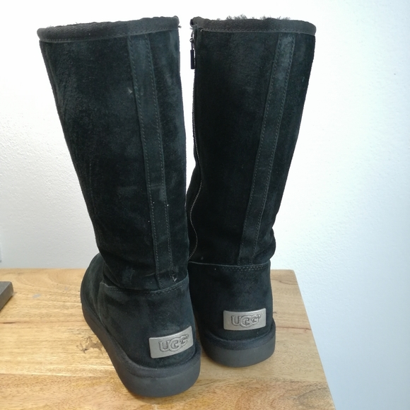 Ugg boots - Picture 4 of 8